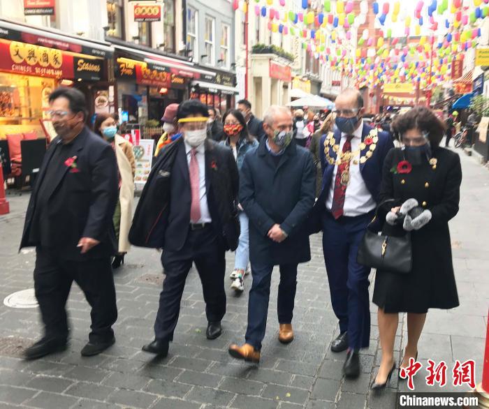伦敦西敏市市长访问唐人街，关注在英华商现状
